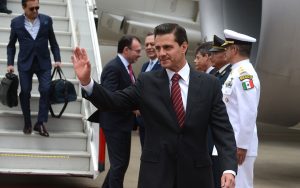 Peña Nieto benefició a empresa ligada a su familia con 12 mil mdp