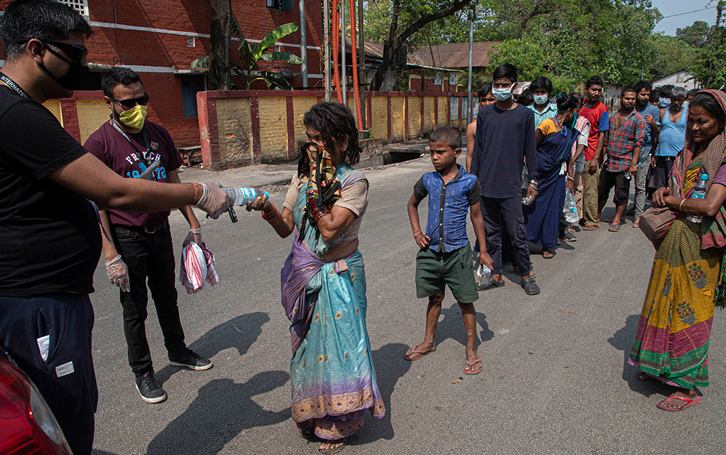 India registra más casos del virus tras suavizar cuarentena