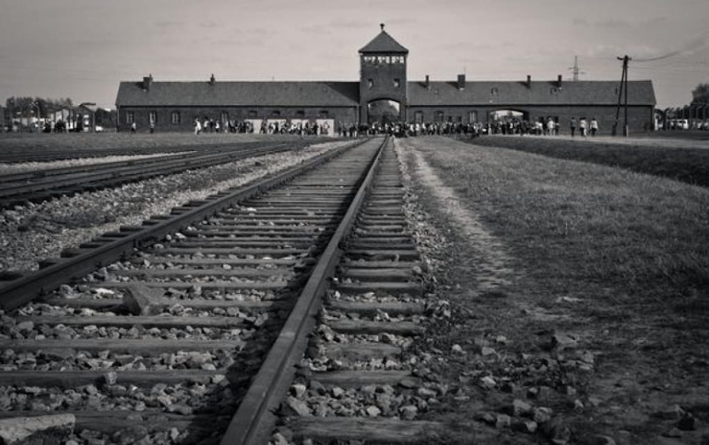 Austria inicia obras de monumento a víctimas del Holocausto
