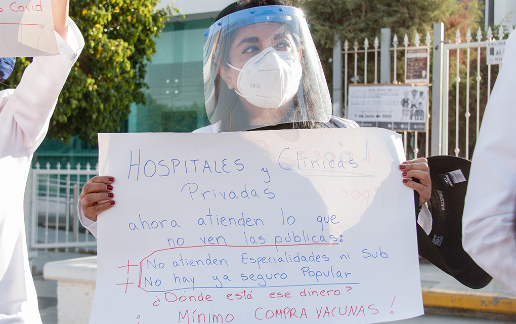Vacunarán a médicos privados vs. COVID-19/ Foto: Isai López