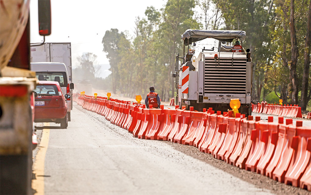 Avanza ampliación de carretera Querétaro-Celaya