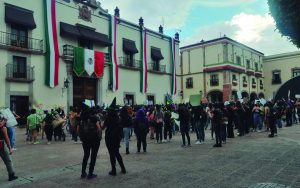 Feministas se manifiestan en Plaza de Armas, piden legalizar el aborto