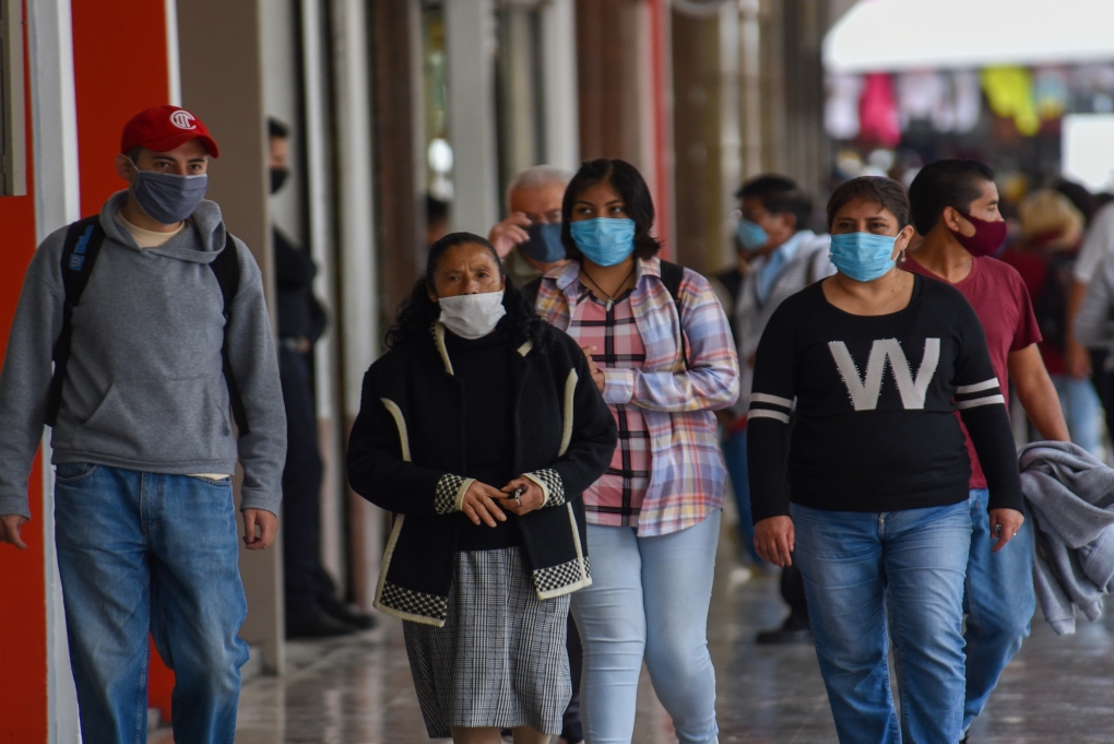 Querétaro llegó al promedio de 900 casos diarios de COVID-19