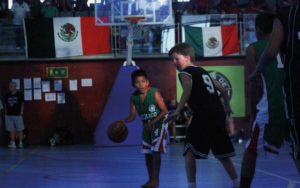 Gigantes descalzos, documental de los basquetbolistas triquis
