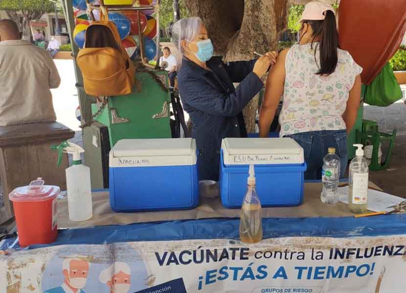 ¿Dónde me aplico la vacuna contra la influenza en Querétaro?