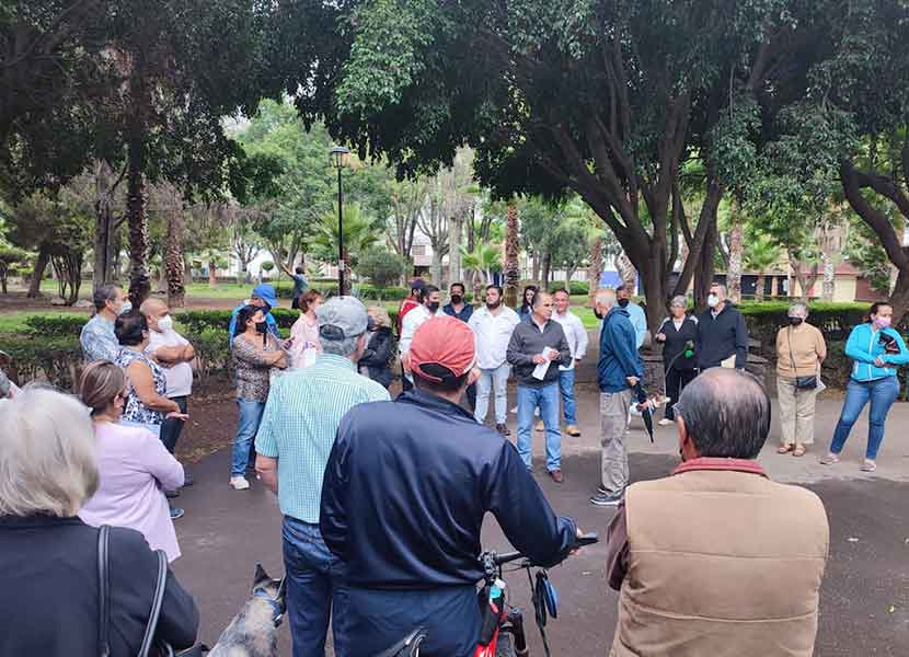 Colonos de Carretas se reúnen con delegado del Centro Histórico
