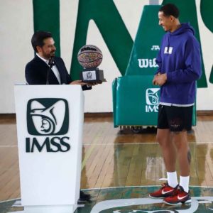 IMSS y Juan Toscano preparan Clínica de Basquetbol en México