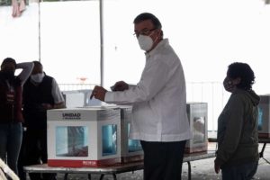 Realizan votaciones para elegir a congresistas distritales de Morena