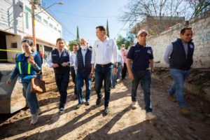 Supervisa Gobernador obras de mejoramiento urbano en la colonia Tejeda