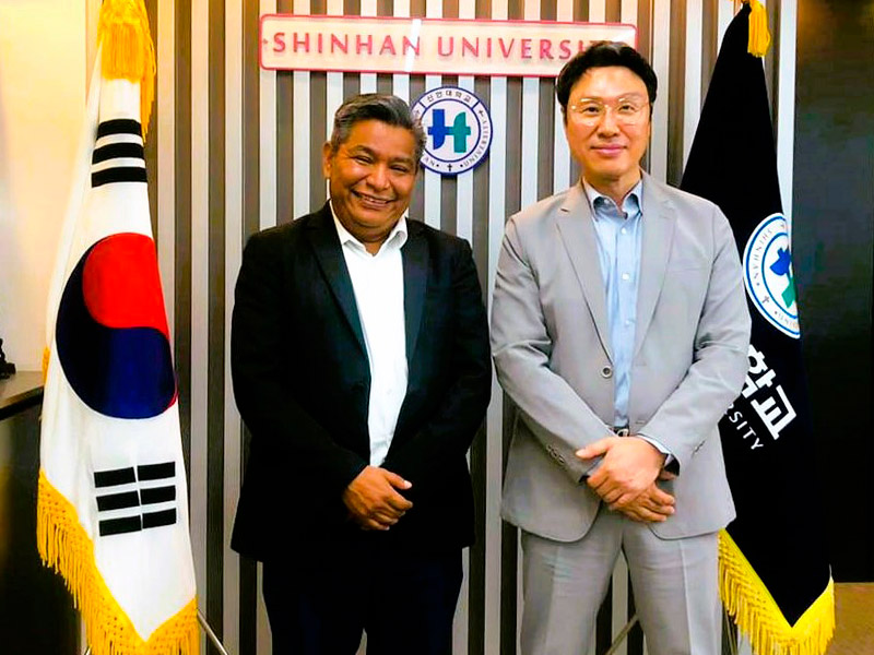 UTEQ y Universidad Shinhan de Corea fortalecen lazos de colaboración