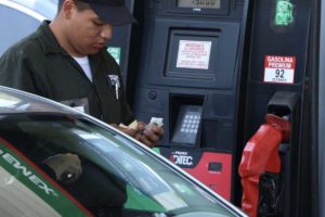 Descartan afectaciones en precio de mercancías por incremento de la gasolina