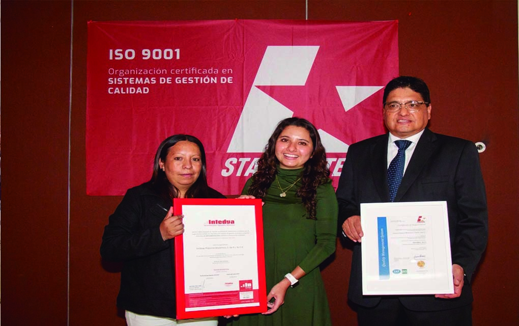 vestir objetivo célula Entregan certificación ISO 9001-2015 a Enlaces Plásticos Mexicanos