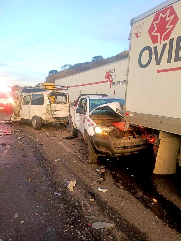 Fuerte accidente sobre la autopista México-Querétaro