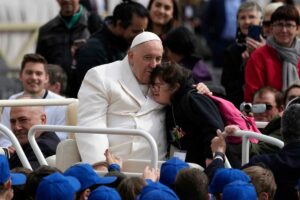 El Papa Francisco acude al hospital, cancela audiencias / Foto: AP