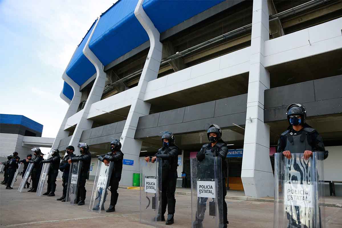 Aficionados no pueden asistir al estadio La Corregidora tras el 5M / Foto: Cuartoscuro