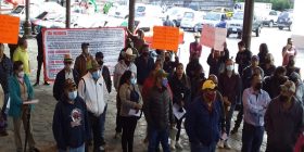 Protestan en Pinal de Amoles por incumplimiento a trabajadores